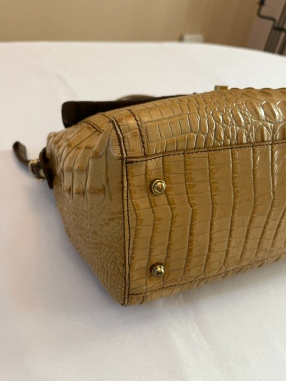 BRAHMIN | Brown and Tan Croc Embossed Leather Handbag Satchel Crossbody-EUC - Picture 5 of 16